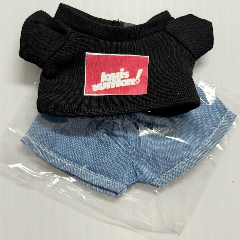 Labubu clothes- custom made Labubu outfit for Pop marts Labubu doll